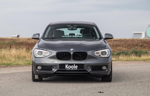 BMW 1 Serie 116i Business+ AUTOMAAT / CRUISE CONTROLE / BLACK LINE / AIRCO / CARPLAY / URBAN
