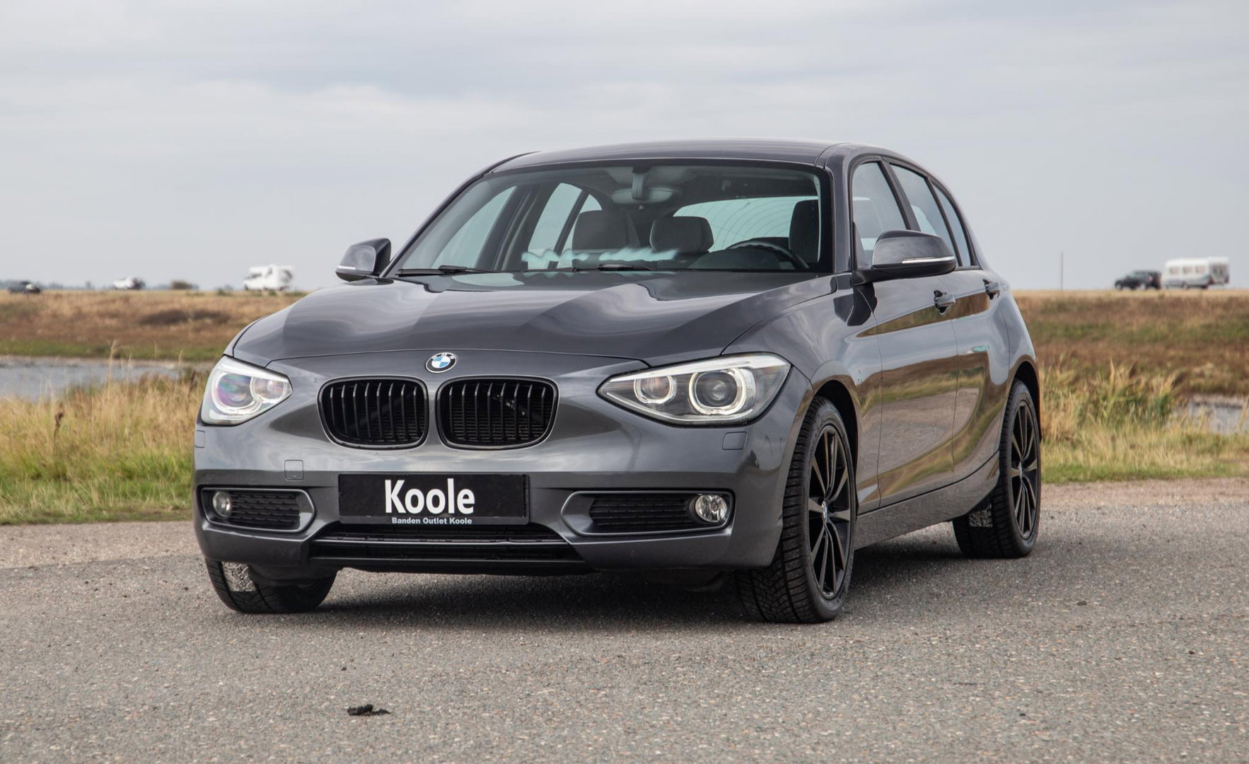 BMW 1 Serie 116i Business+ AUTOMAAT / CRUISE CONTROLE / BLACK LINE / AIRCO / CARPLAY / URBAN