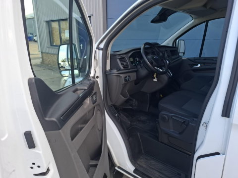 Ford Transit Custom 300 2.0 TDCI L2H1 Trend AUTOMAAT / CRUISE CONTROLE / AIRCO / 3 ZITS
