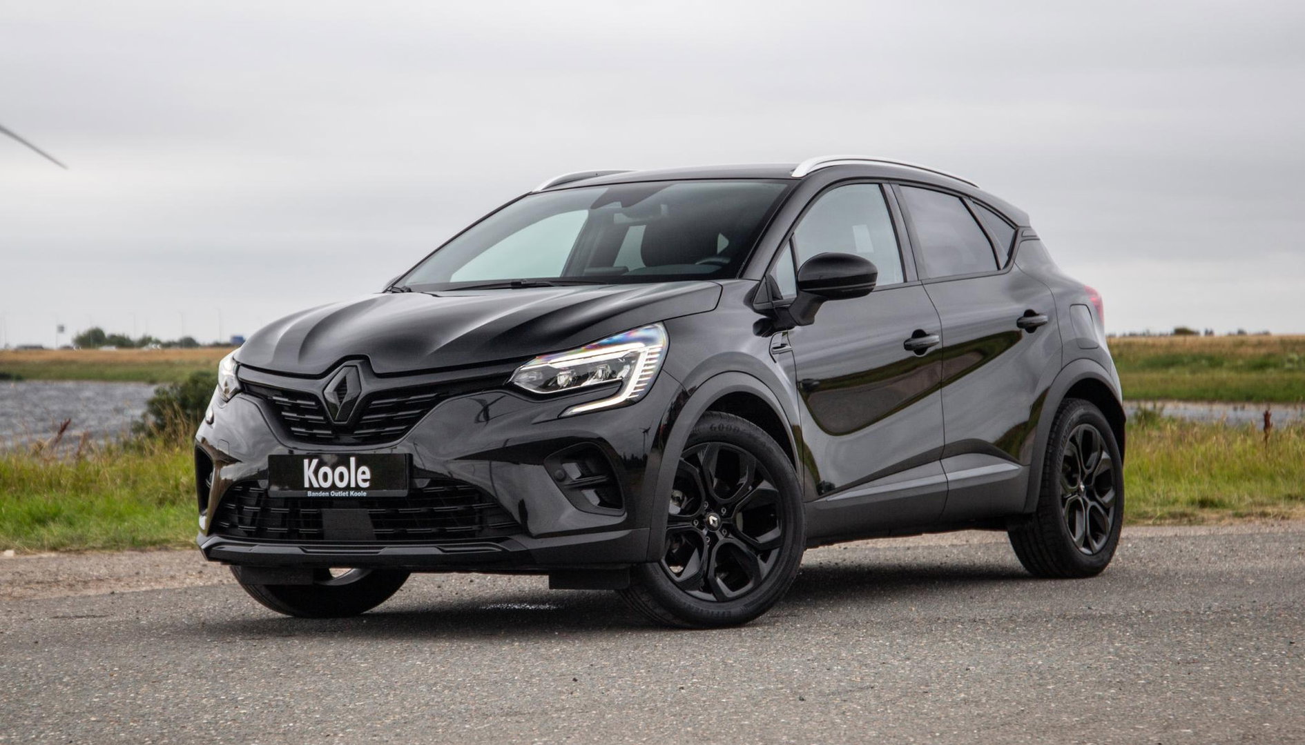 Renault Captur E-TECH Plug-in Hybrid Rive Gauche BLACK LINE / CRUISE CONTROLE / NAVI / CARPLAY