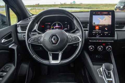 Renault Captur E-TECH Plug-in Hybrid Rive Gauche BLACK LINE / CRUISE CONTROLE / NAVI / CARPLAY
