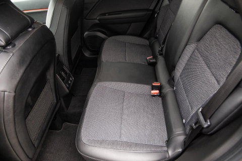Renault Captur E-TECH Plug-in Hybrid Rive Gauche BLACK LINE / CRUISE CONTROLE / NAVI / CARPLAY