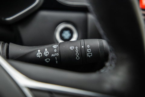 Renault Captur E-TECH Plug-in Hybrid Rive Gauche BLACK LINE / CRUISE CONTROLE / NAVI / CARPLAY