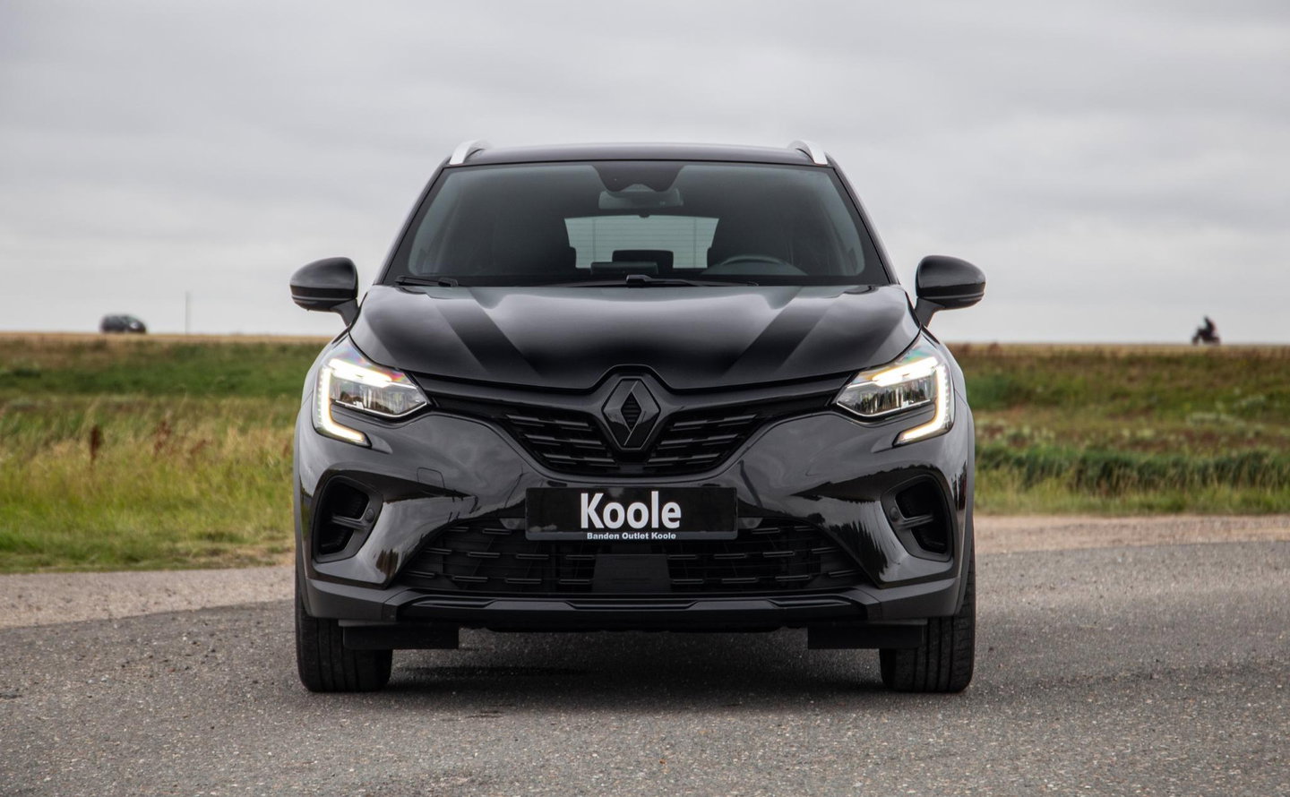Renault Captur E-TECH Plug-in Hybrid Rive Gauche BLACK LINE / CRUISE CONTROLE / NAVI / CARPLAY