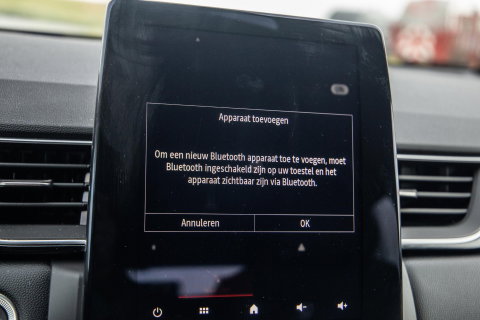 Renault Captur E-TECH Plug-in Hybrid Rive Gauche BLACK LINE / CRUISE CONTROLE / NAVI / CARPLAY