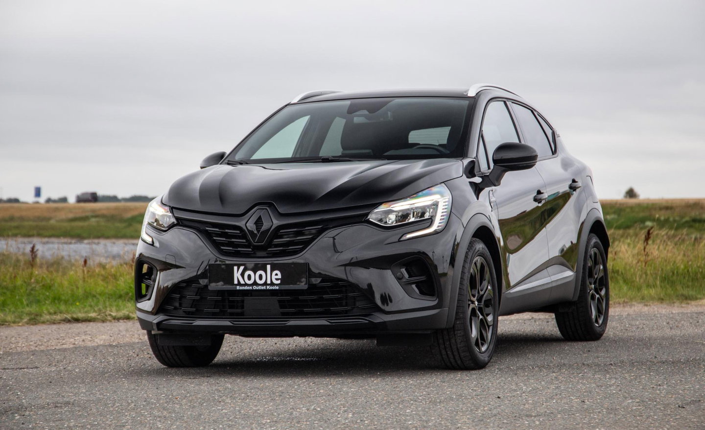 Renault Captur E-TECH Plug-in Hybrid Rive Gauche BLACK LINE / CRUISE CONTROLE / NAVI / CARPLAY