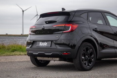 Renault Captur E-TECH Plug-in Hybrid Rive Gauche BLACK LINE / CRUISE CONTROLE / NAVI / CARPLAY
