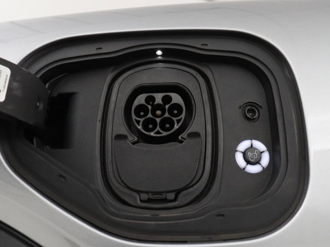 Ford Mustang Mach-E RWD 75 kWh | SOH 91,7% | Panoramadak | 360 Camera | Leder | Stoelverwarming | Adaptive cruise | B&O Sound | Stuurverwarming | Carplay | Keyless | Navigatie | Side Assist