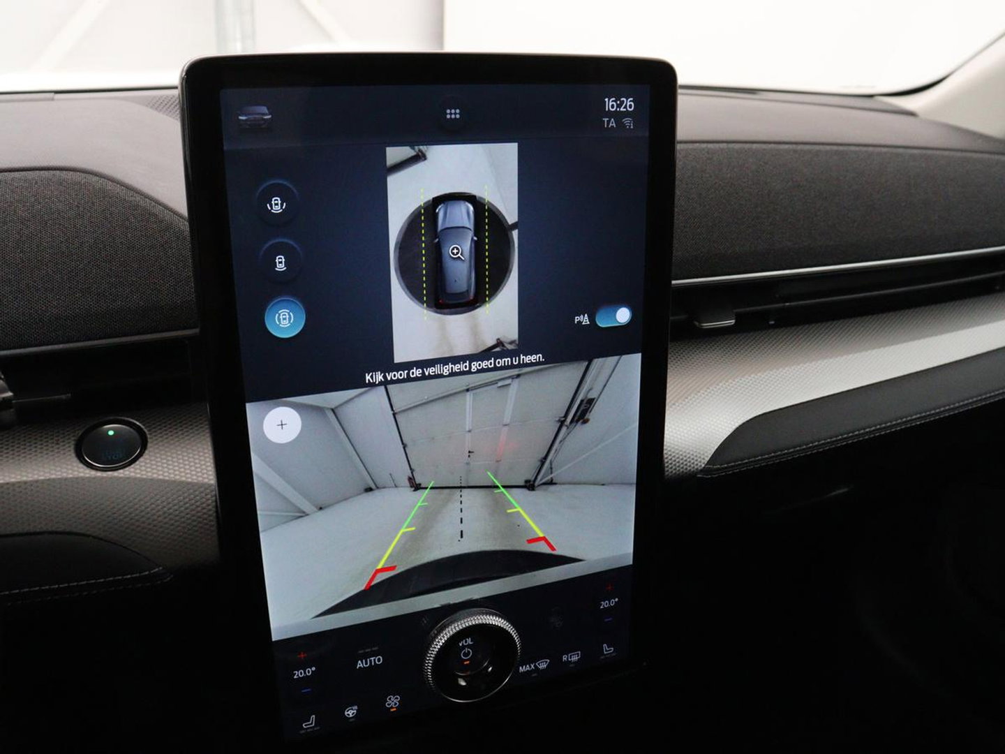 Ford Mustang Mach-E RWD 75 kWh | SOH 91,7% | Panoramadak | 360 Camera | Leder | Stoelverwarming | Adaptive cruise | B&O Sound | Stuurverwarming | Carplay | Keyless | Navigatie | Side Assist