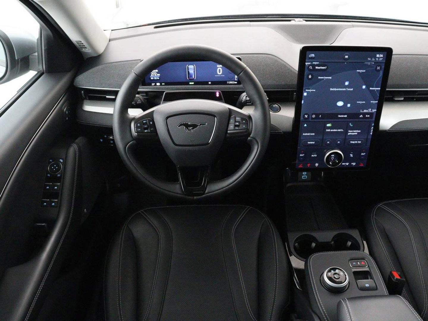 Ford Mustang Mach-E RWD 75 kWh | SOH 91,7% | Panoramadak | 360 Camera | Leder | Stoelverwarming | Adaptive cruise | B&O Sound | Stuurverwarming | Carplay | Keyless | Navigatie | Side Assist
