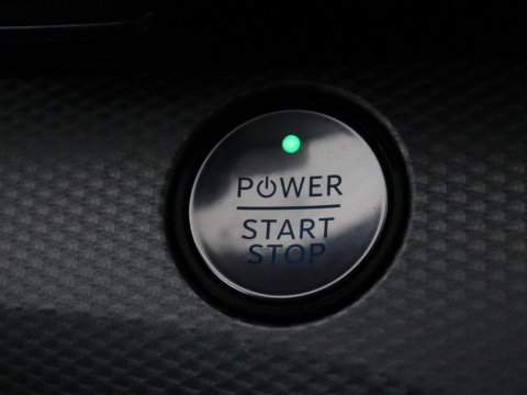 Ford Mustang Mach-E RWD 75 kWh | SOH 91,7% | Panoramadak | 360 Camera | Leder | Stoelverwarming | Adaptive cruise | B&O Sound | Stuurverwarming | Carplay | Keyless | Navigatie | Side Assist