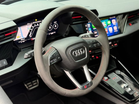 Audi RS 3 Limousine 2.5 TFSI RS 3 quattro Pano|B&O|ACC|BTW|Magnetic-Ride|400PK|Carplay