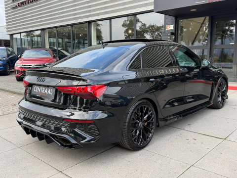Audi RS 3 Limousine 2.5 TFSI RS 3 quattro Pano|B&O|ACC|BTW|Magnetic-Ride|400PK|Carplay