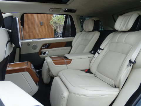 Land Rover Range Rover P400e Vogue 404PK Autobiography / LWB / SVO / Meridian / TV's / alcanatara