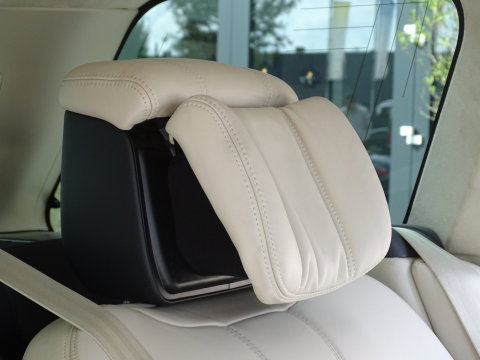 Land Rover Range Rover P400e Vogue 404PK Autobiography / LWB / SVO / Meridian / TV's / alcanatara