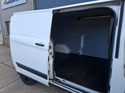 Ford Transit Custom 300 2.0 TDCI L2H1 Trend AUTOMAAT / CRUISE CONTROLE / AIRCO / 3 ZITS