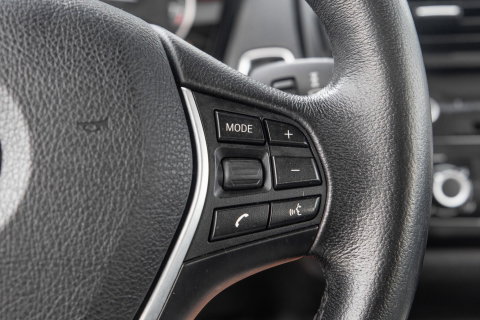 BMW 1 Serie 116i Business+ AUTOMAAT / CRUISE CONTROLE / BLACK LINE / AIRCO / CARPLAY / URBAN