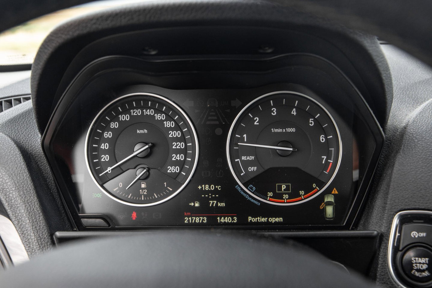 BMW 1 Serie 116i Business+ AUTOMAAT / CRUISE CONTROLE / BLACK LINE / AIRCO / CARPLAY / URBAN