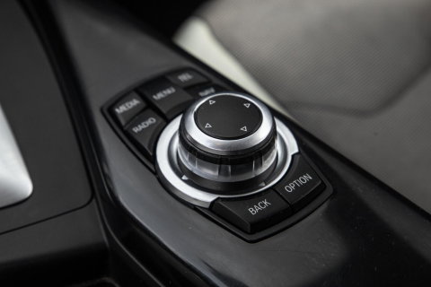 BMW 1 Serie 116i Business+ AUTOMAAT / CRUISE CONTROLE / BLACK LINE / AIRCO / CARPLAY / URBAN