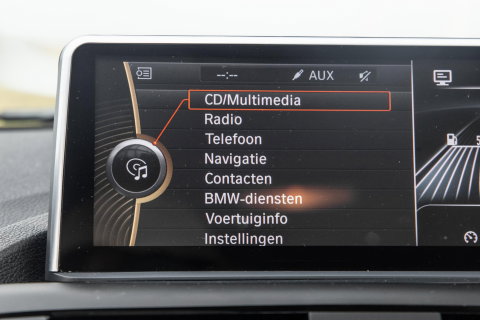 BMW 1 Serie 116i Business+ AUTOMAAT / CRUISE CONTROLE / BLACK LINE / AIRCO / CARPLAY / URBAN