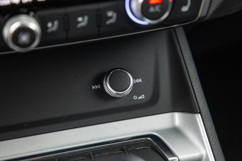 Audi Q3 Sportback 45 TFSI e Edition CRUISE CONTROLE / CARPLAY / DEALER ONDERHOUDEN / AUTOMAAT