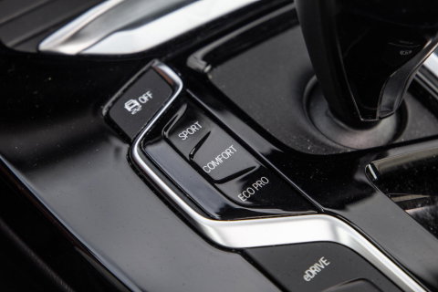 BMW X3 xDrive30e Executive BLACK LINE / PANORAMA DAK / CARPLAY / LEER / STOELVERWARMING / CAMERA