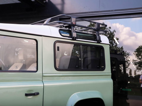 Land Rover Defender 2.0 MPI 90 Heritage | UNIEK