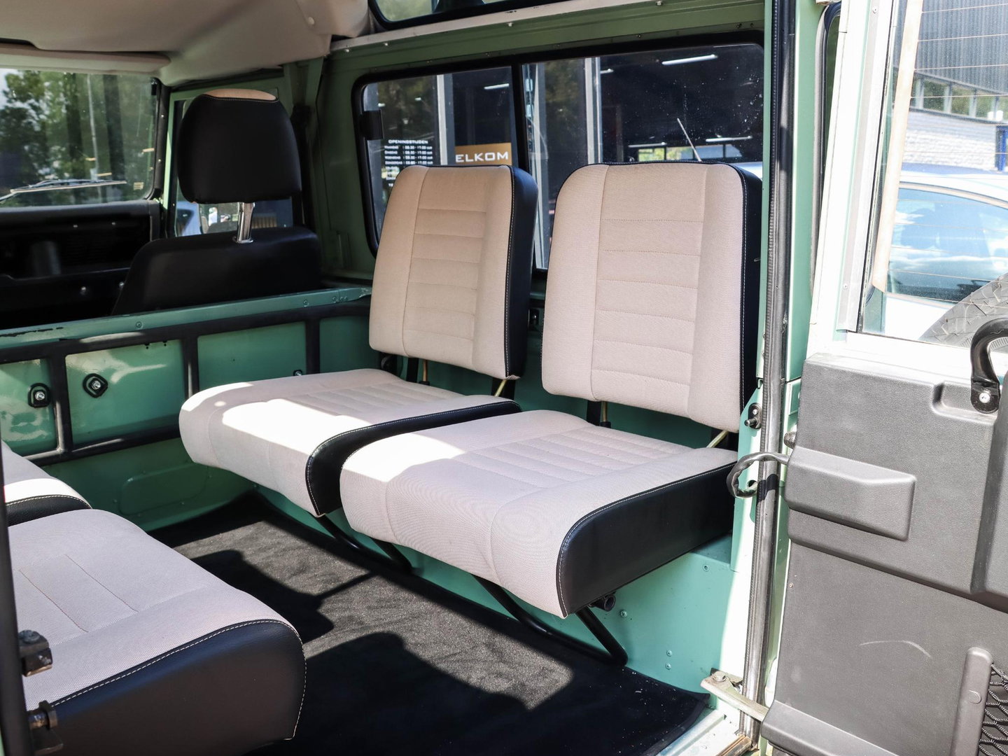 Land Rover Defender 2.0 MPI 90 Heritage | UNIEK