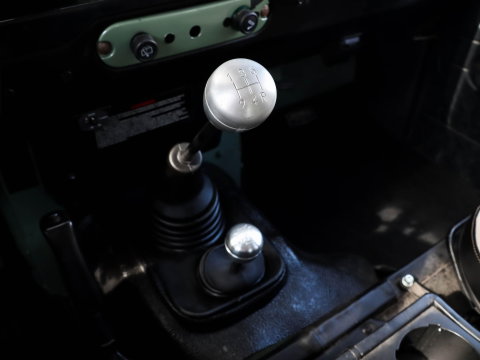 Land Rover Defender 2.0 MPI 90 Heritage | UNIEK