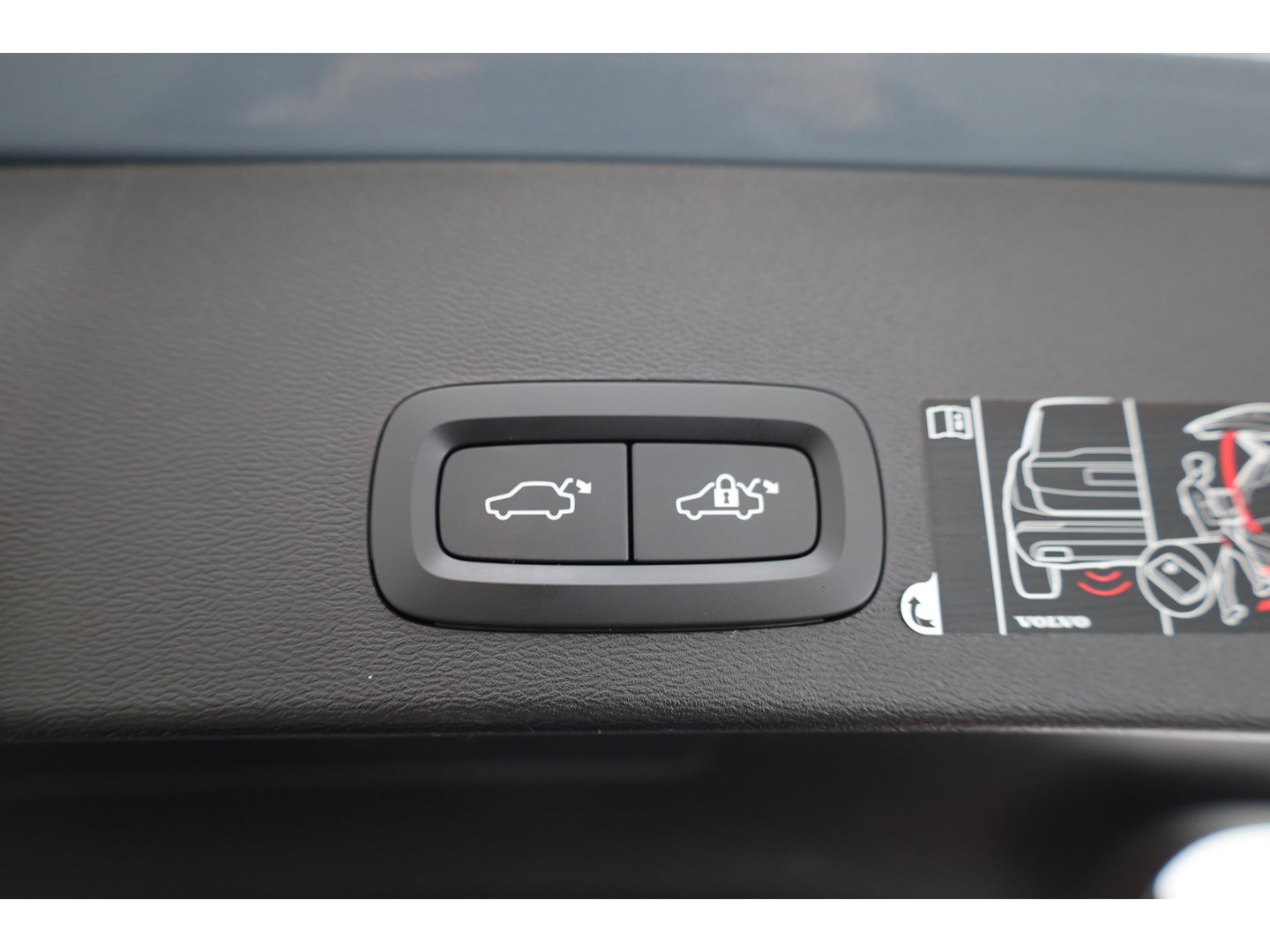 Volvo XC40 1.5 T3 R-Design | RIJKLAAR!! | Leer |  Keyless | Camera | Apple Carplay