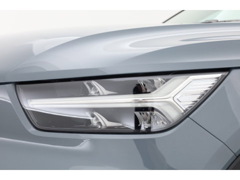 Volvo XC40 1.5 T3 R-Design | RIJKLAAR!! | Leer |  Keyless | Camera | Apple Carplay