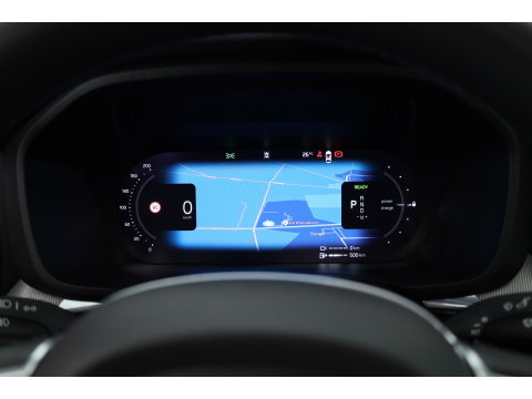 Volvo XC60 2.0 T6 Plug-in hybrid AWD Plus Black Edition | Pano-dak | Trekhaak | 360 camera | H&K Audio |