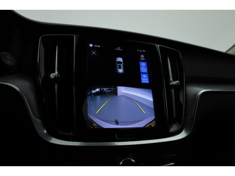 Volvo V60 2.0 B3 Core Prijs rijklaar | Trekhaak | Stoel + stuurverw. | ACC | Dodehoek (Blis) |
