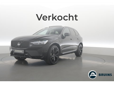Volvo XC60 2.0 T6 Plug-in hybrid AWD Plus Black Edition | Pano-dak | Trekhaak | 360 camera | H&K Audio |