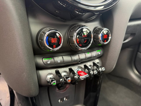MINI Cooper 1.5 Cooper 60 Years Edition Pano|Harman&Kardon|Leder|Carplay|Keyless|136PK