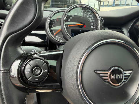 MINI Cooper 1.5 Cooper 60 Years Edition Pano|Harman&Kardon|Leder|Carplay|Keyless|136PK