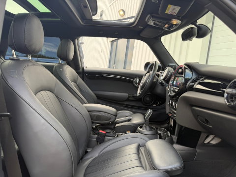 MINI Cooper 1.5 Cooper 60 Years Edition Pano|Harman&Kardon|Leder|Carplay|Keyless|136PK