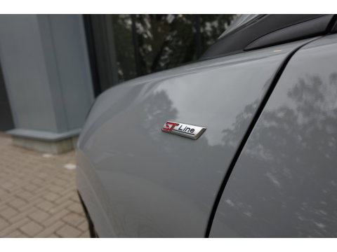 Ford Puma 1.0 EcoBoost Hybrid ST-Line PANO CAM CRUISE
