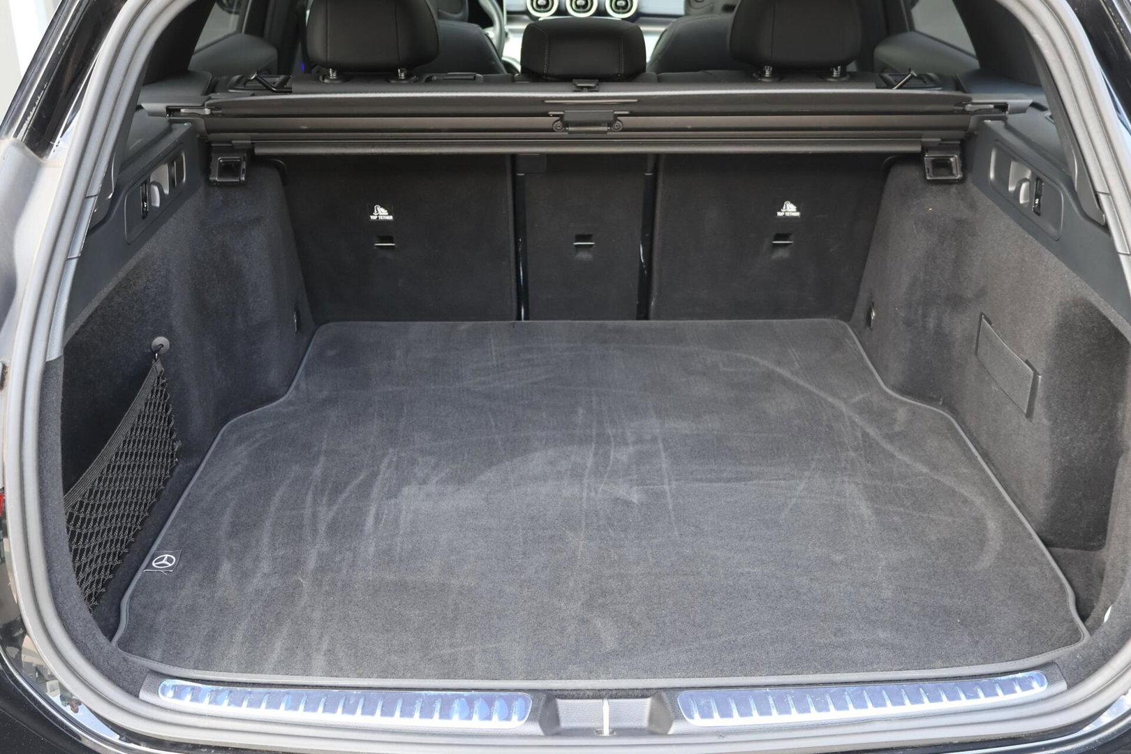 Mercedes-Benz C-Klasse Estate 220 d AMG Line / Panoramadak / Burmester Surround / Massage Stoelen / Night Pakket / Trekhaak Wegklapbaar