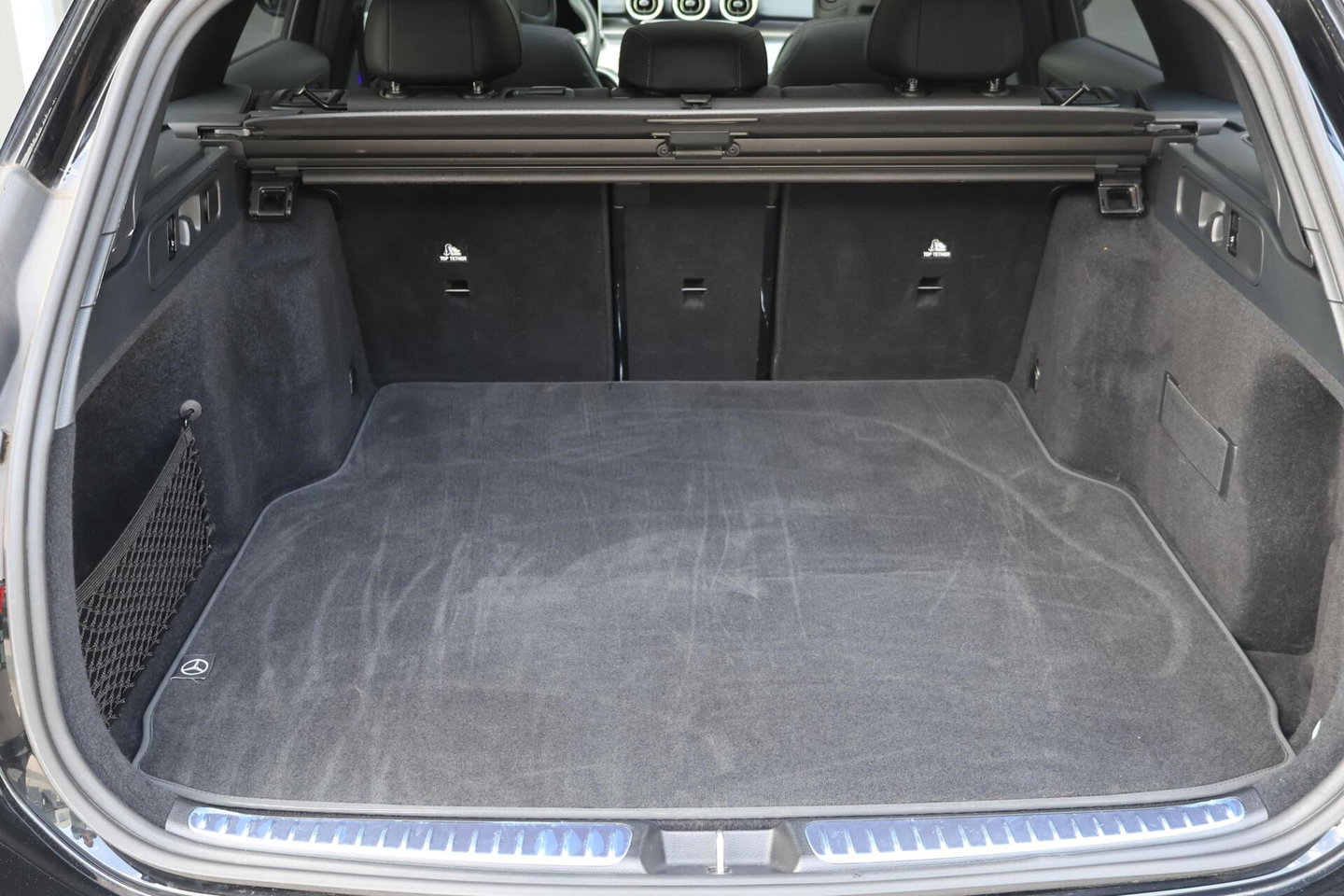 Mercedes-Benz C-Klasse Estate 220 d AMG Line / Panoramadak / Burmester Surround / Massage Stoelen / Night Pakket / Trekhaak Wegklapbaar