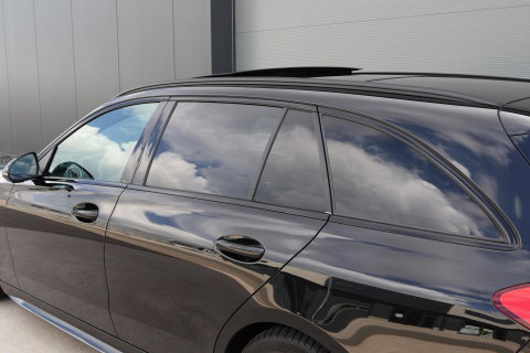 Mercedes-Benz C-Klasse Estate 220 d AMG Line / Panoramadak / Burmester Surround / Massage Stoelen / Night Pakket / Trekhaak Wegklapbaar