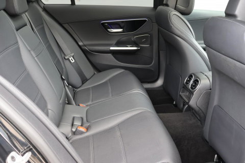 Mercedes-Benz C-Klasse Estate 220 d AMG Line / Panoramadak / Burmester Surround / Massage Stoelen / Night Pakket / Trekhaak Wegklapbaar