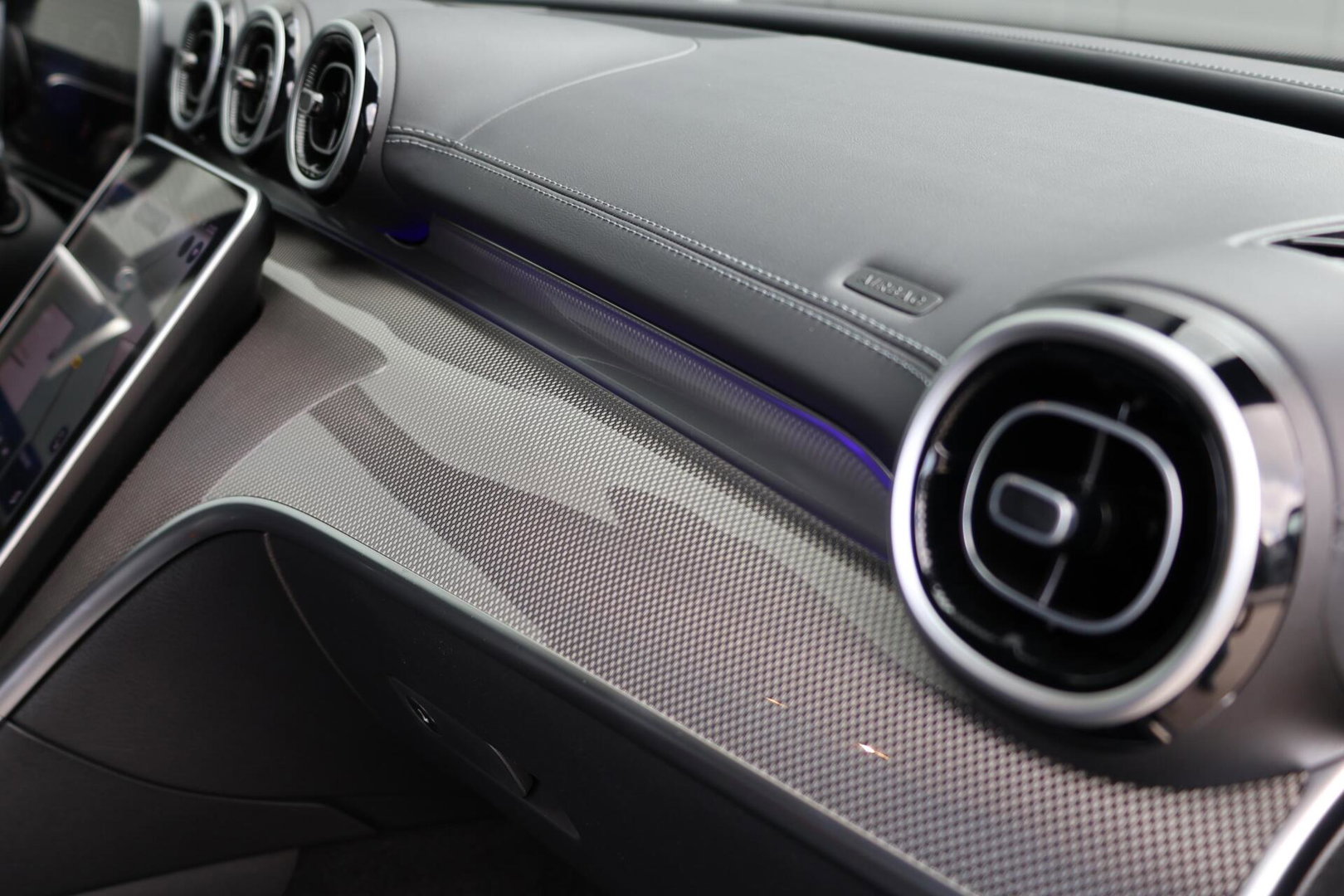 Mercedes-Benz C-Klasse Estate 220 d AMG Line / Panoramadak / Burmester Surround / Massage Stoelen / Night Pakket / Trekhaak Wegklapbaar
