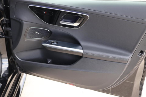 Mercedes-Benz C-Klasse Estate 220 d AMG Line / Panoramadak / Burmester Surround / Massage Stoelen / Night Pakket / Trekhaak Wegklapbaar