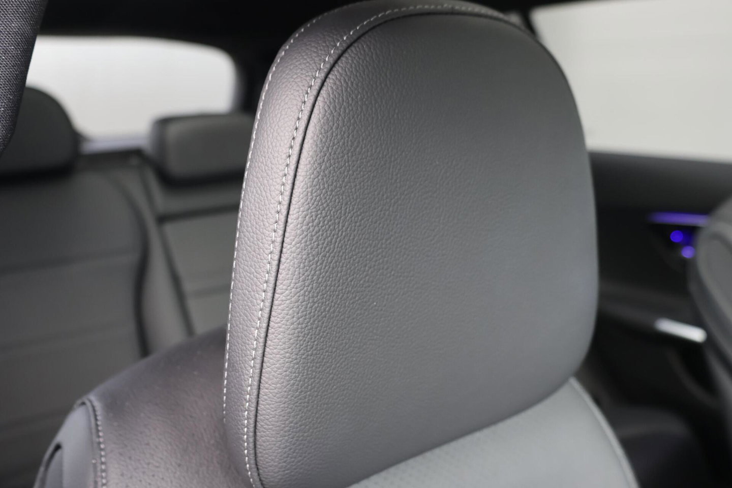 Mercedes-Benz C-Klasse Estate 220 d AMG Line / Panoramadak / Burmester Surround / Massage Stoelen / Night Pakket / Trekhaak Wegklapbaar