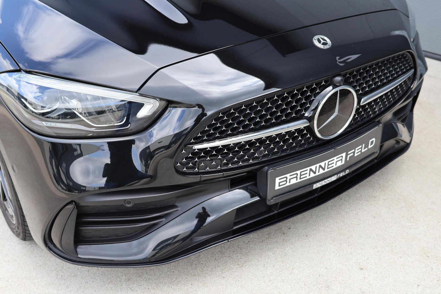 Mercedes-Benz C-Klasse Estate 220 d AMG Line / Panoramadak / Burmester Surround / Massage Stoelen / Night Pakket / Trekhaak Wegklapbaar