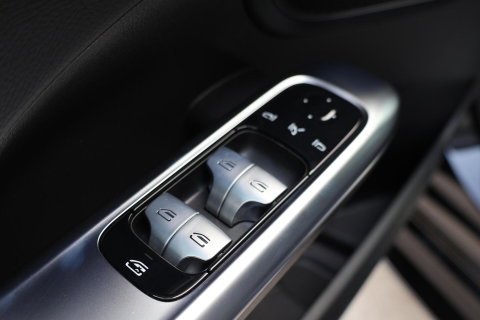 Mercedes-Benz C-Klasse Estate 220 d AMG Line / Panoramadak / Burmester Surround / Massage Stoelen / Night Pakket / Trekhaak Wegklapbaar