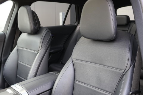 Mercedes-Benz C-Klasse Estate 220 d AMG Line / Panoramadak / Burmester Surround / Massage Stoelen / Night Pakket / Trekhaak Wegklapbaar