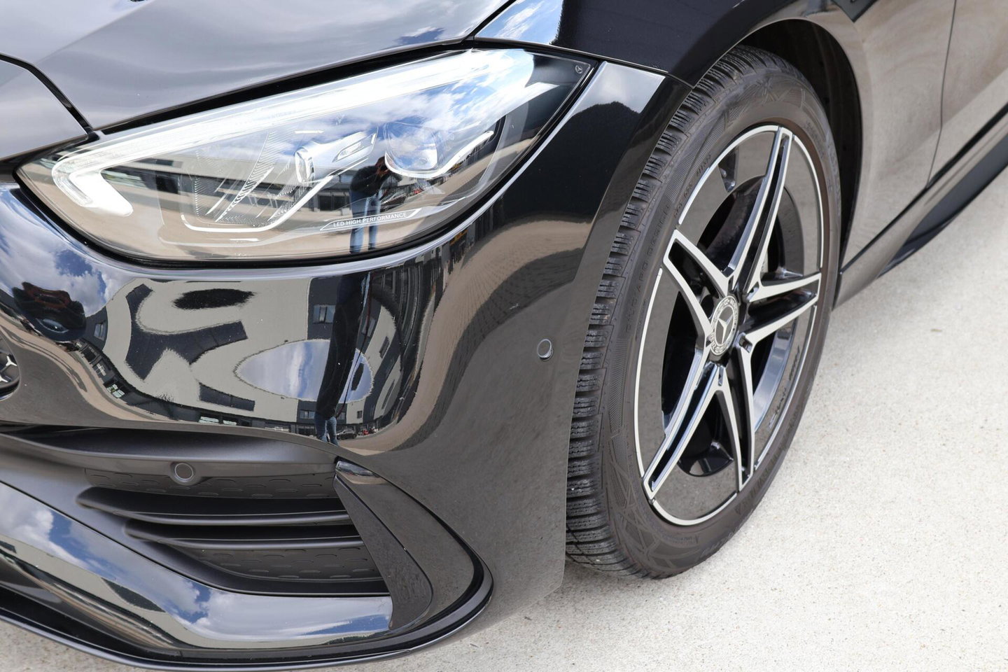 Mercedes-Benz C-Klasse Estate 220 d AMG Line / Panoramadak / Burmester Surround / Massage Stoelen / Night Pakket / Trekhaak Wegklapbaar