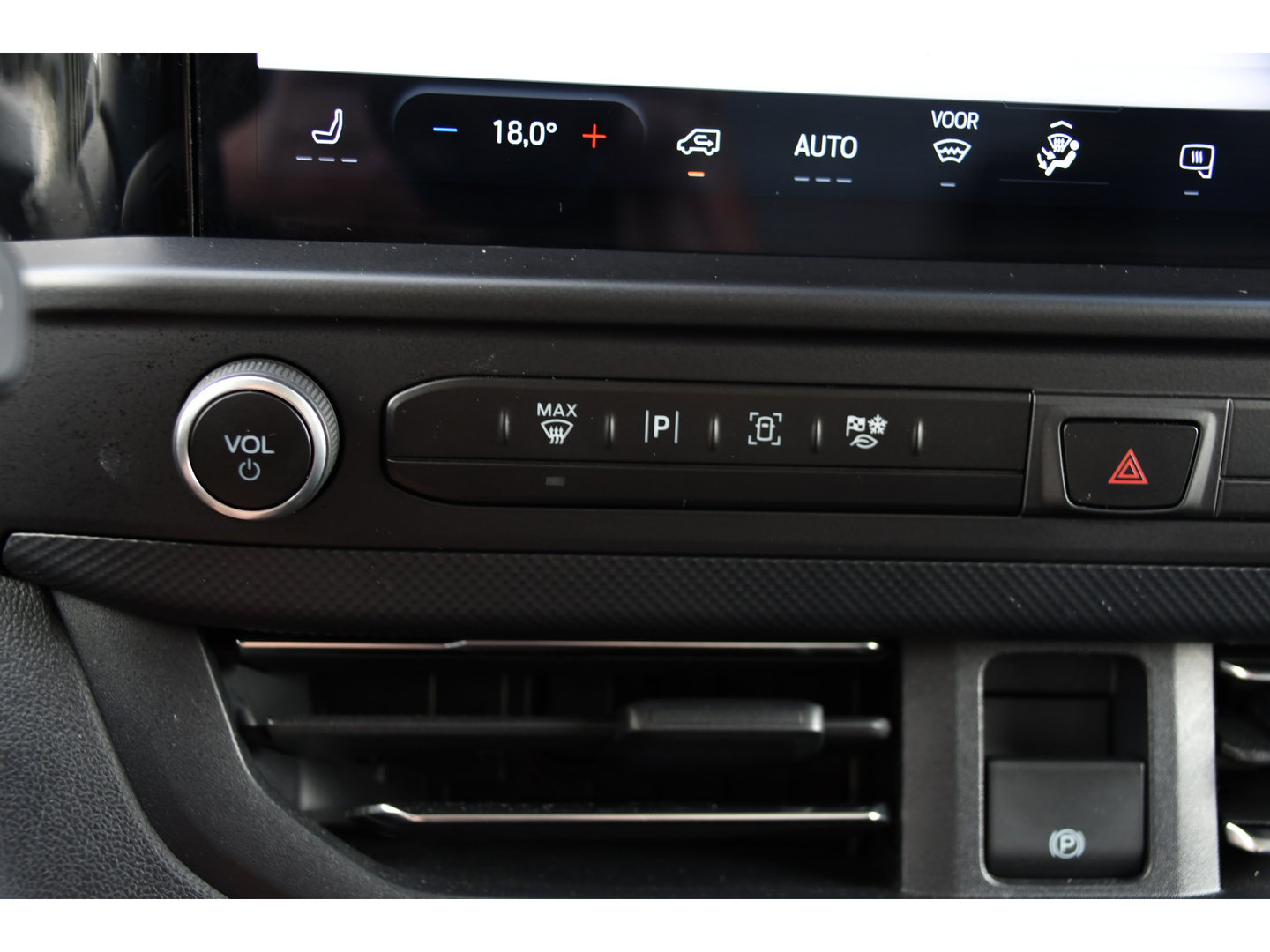 Ford Transit Custom 320 2.0 TDCI L2H1 Limited Black Edition Adaptieve Cruise, Camera, Carplay, 2 x Schuifdeur, 170pk, Automaat, Sensoren, Trekhaak, Stoelverwarming, Multimedia, Uniek!